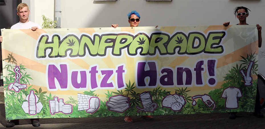 Leittransparent der Hanfparade 2015