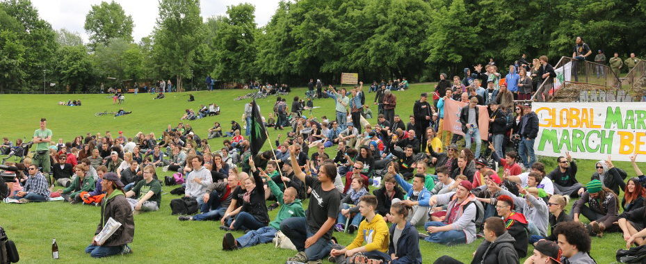 Gruppenfoto nach der Abschlusskundgebung des GMM 2014 Berlin im Görlitzer Park Berlin