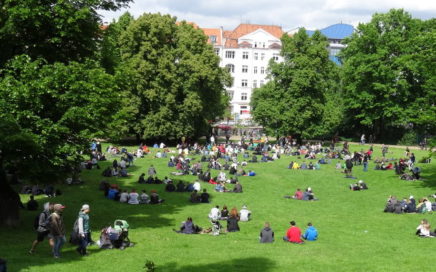 Foto von der Auftaktkundgebung, Blick von hinten