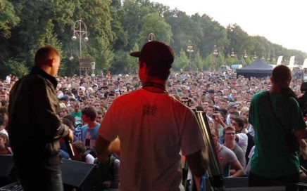 Dinafem-Bühne der Hanfparade 2014