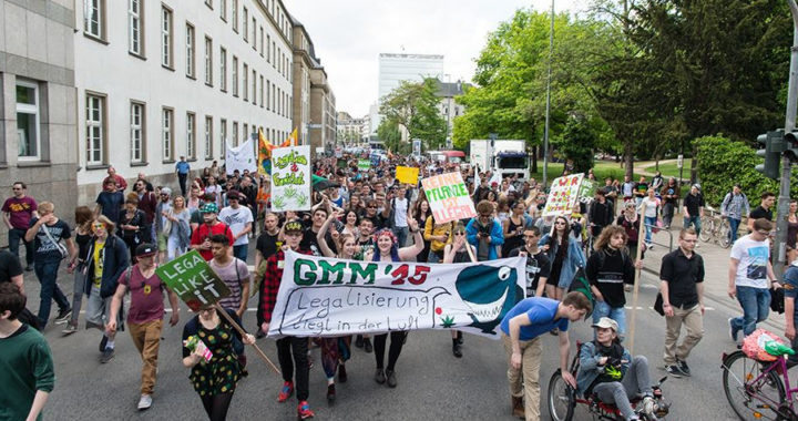 Menschenmenge bei der Demonstration