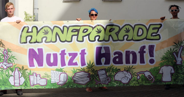 Leittransparent der Hanfparade 2015