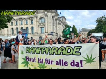 Hanfparade 2022-Hanf ist für alle da! Stände, Bühne, Demozug, Bands - Von Anfang bis Ende ???