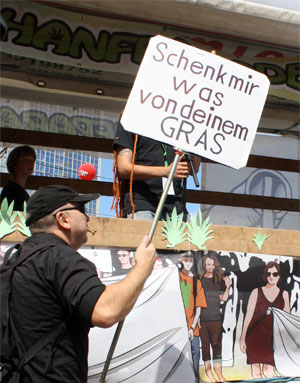 Schenk mir was von deinem Gras - Hanfparade 2012